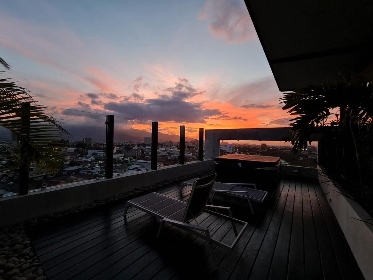 Bee Suites San Jose - Escalante Buitenkant foto